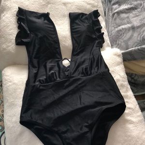 Super cute black bathing suite